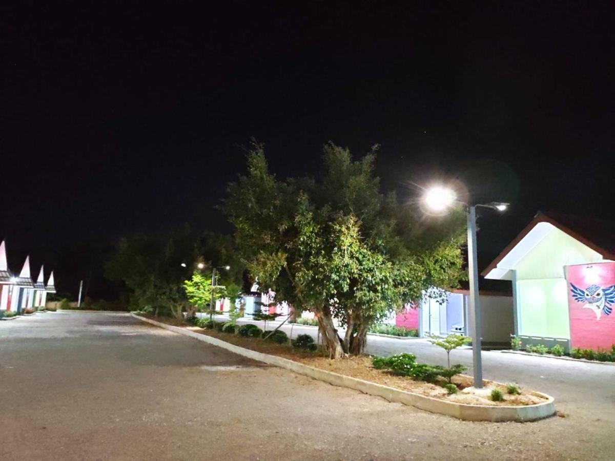 Hotel ฮูกโฮม Ban Mae Khachan Exterior foto